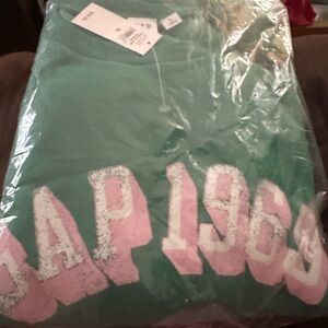NWT GAP Green Crew Neck Sweater Relaxed Fit SWEATSHIRT
